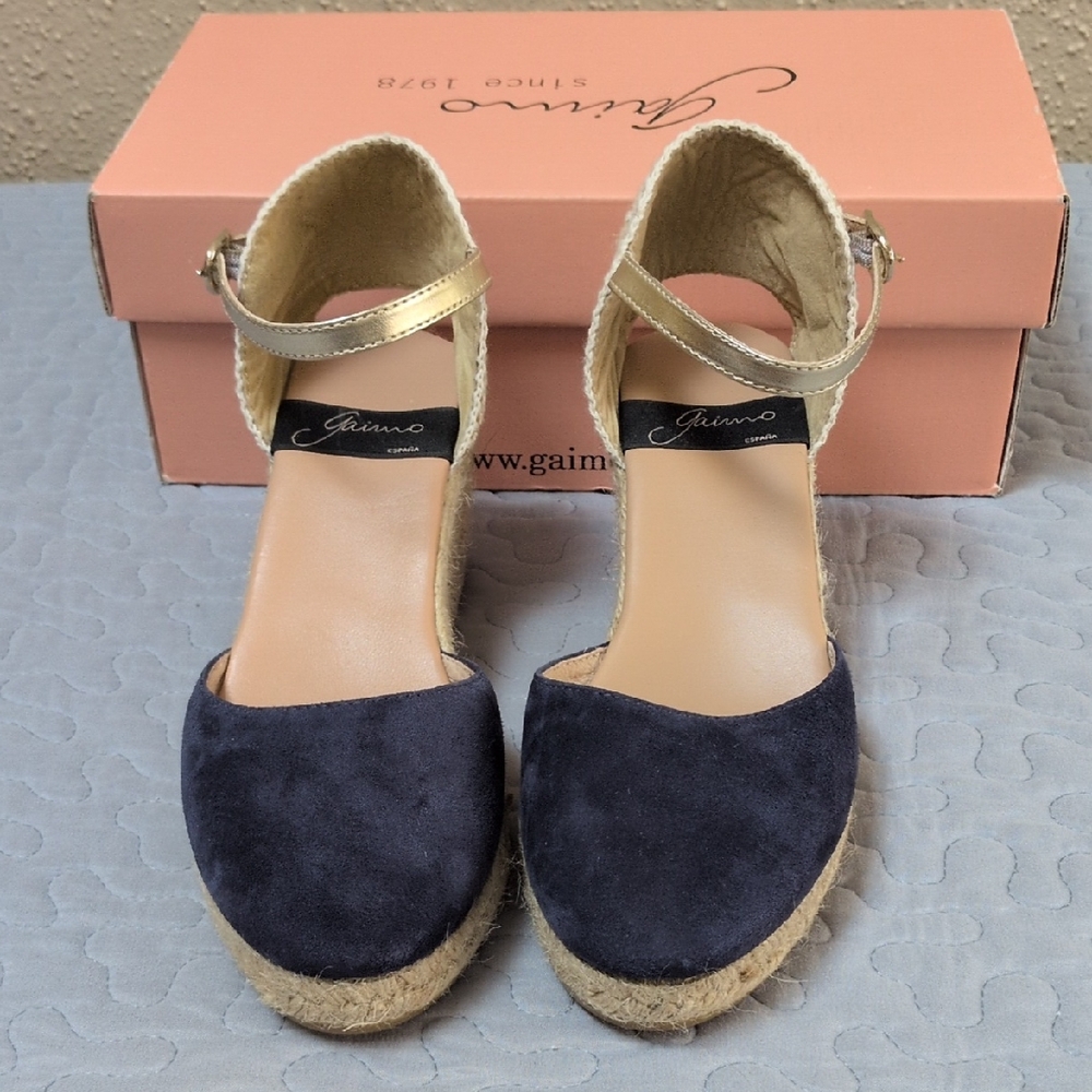 Gaimo Navy and Gold Espadrille Wedges